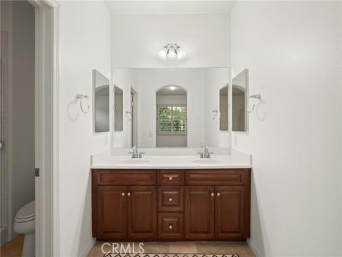 46  Tea Garden  , Irvine, CA