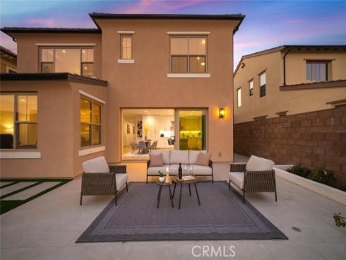 107  Somera  , Irvine, CA