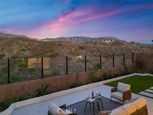 107  Somera  , Irvine, CA