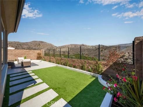 107  Somera  , Irvine, CA