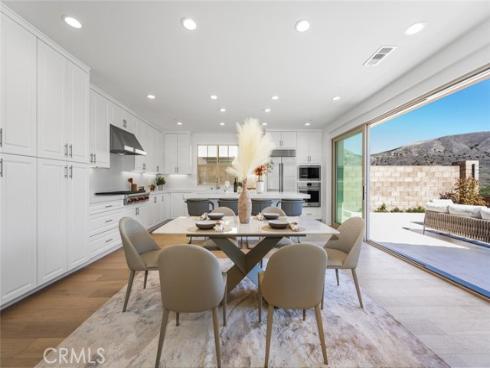 107  Somera  , Irvine, CA