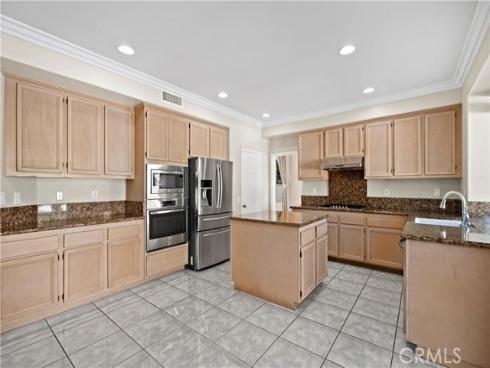 11 Pienza , Irvine, CA