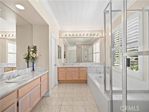 11 Pienza , Irvine, CA