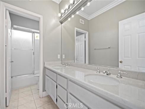 11 Pienza , Irvine, CA