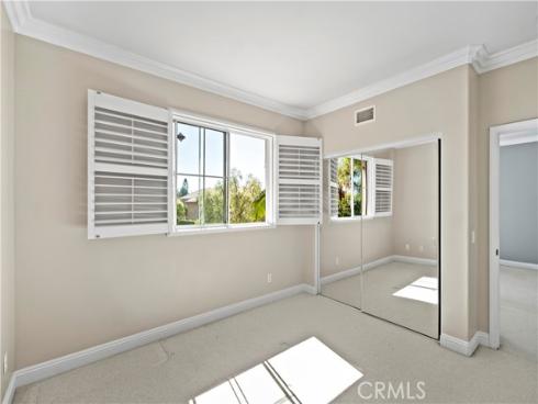 11 Pienza , Irvine, CA