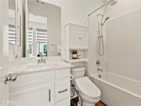 102  Sawbuck  , Irvine, CA