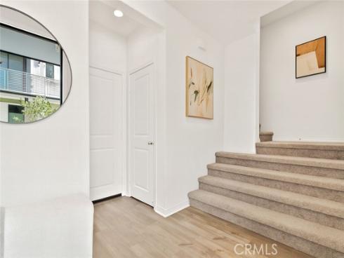 102  Sawbuck  , Irvine, CA