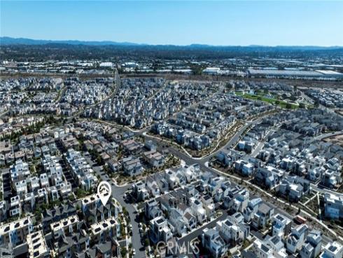 102  Sawbuck  , Irvine, CA