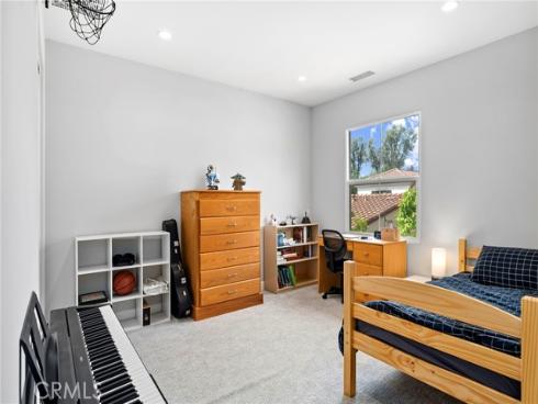 58 Tollson , Irvine, CA