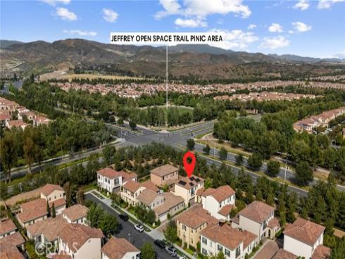 58 Tollson , Irvine, CA