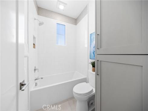 106  Albero  , Irvine, CA