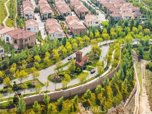 106  Albero  , Irvine, CA