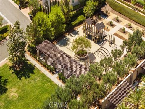 106  Albero  , Irvine, CA