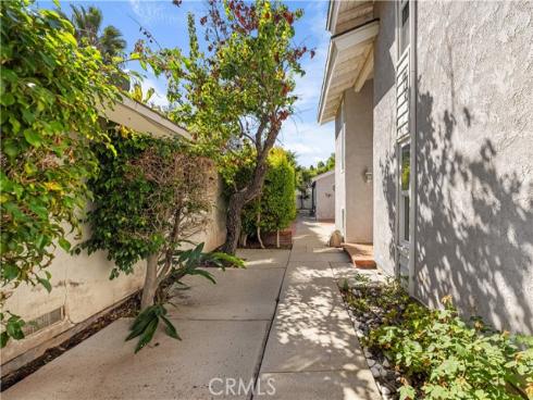 12 Oakdale , Irvine, CA