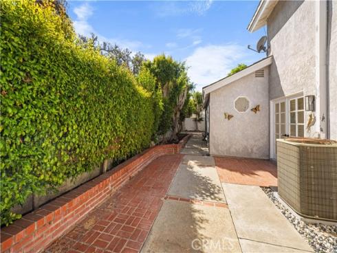 12 Oakdale , Irvine, CA