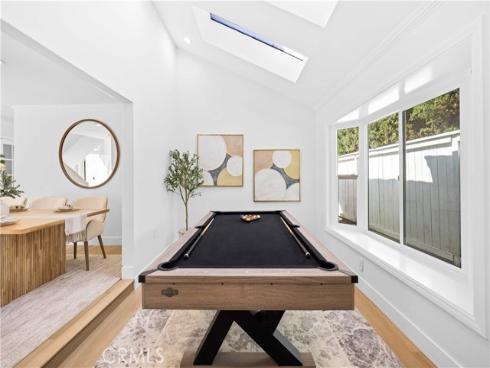 12 Oakdale , Irvine, CA