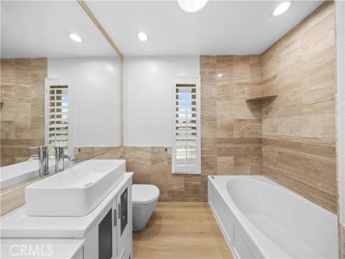 12 Oakdale , Irvine, CA