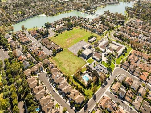 12 Oakdale , Irvine, CA