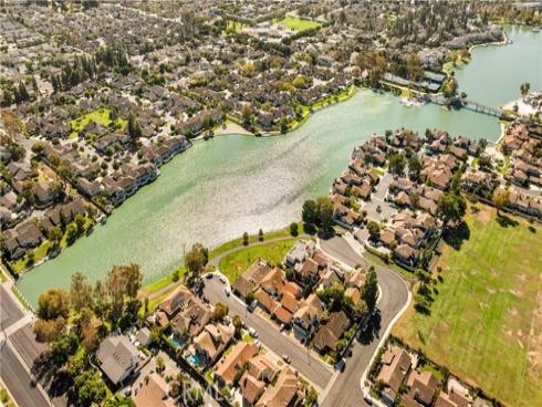 12 Oakdale , Irvine, CA