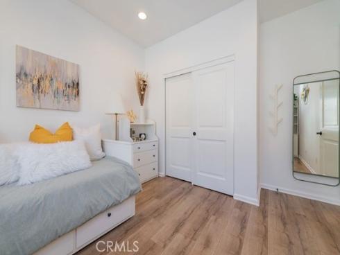 246  Firefly  , Irvine, CA