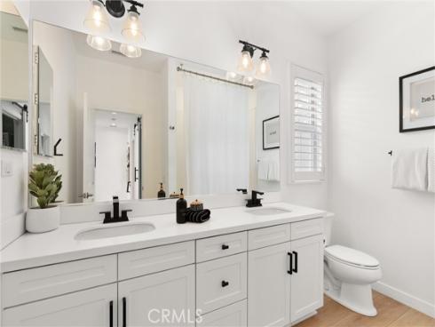 112  Gemstone  , Irvine, CA