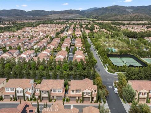 112  Gemstone  , Irvine, CA