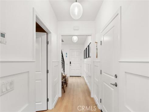 112  Gemstone  , Irvine, CA