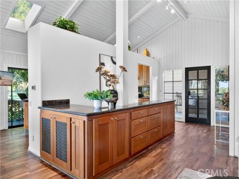 30 Nuevo 15 , Irvine, CA