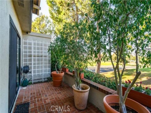 30 Nuevo 15 , Irvine, CA