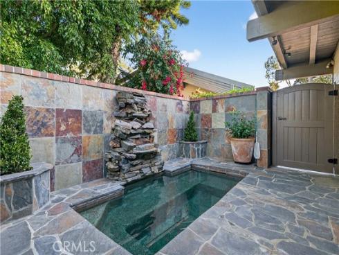 30 Nuevo 15 , Irvine, CA