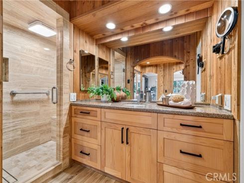 30 Nuevo 15 , Irvine, CA