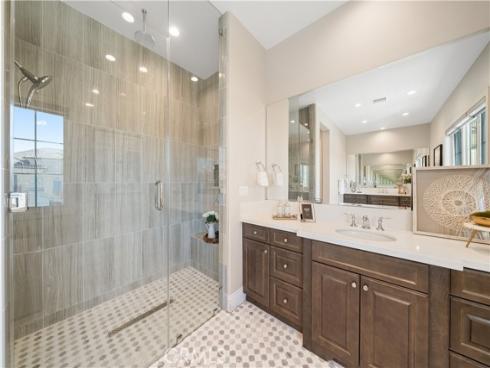 57  Kite  , Irvine, CA