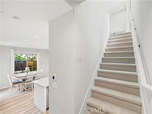 135  Messenger  , Irvine, CA