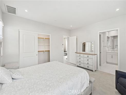 135  Messenger  , Irvine, CA