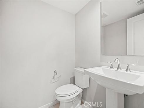 135  Messenger  , Irvine, CA