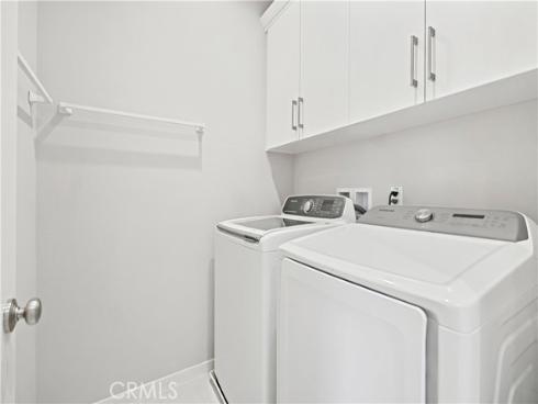 135  Messenger  , Irvine, CA