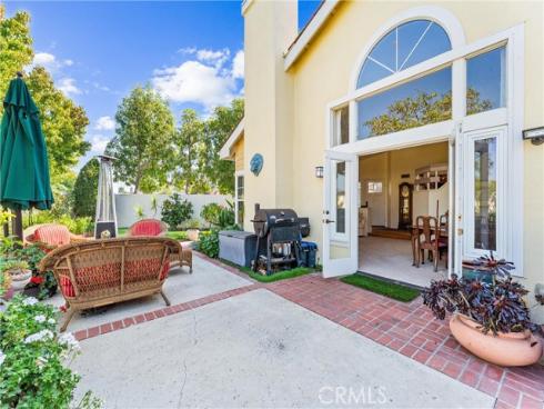 39 Foxboro , Irvine, CA