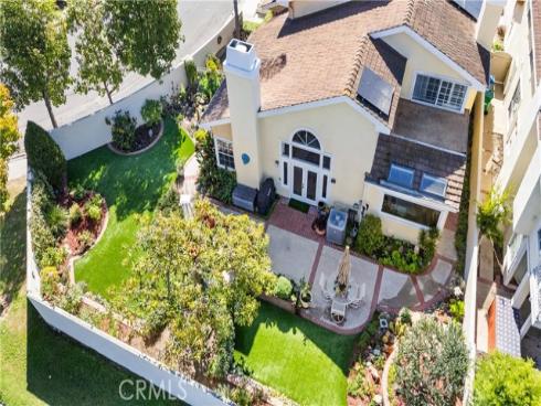 39 Foxboro , Irvine, CA