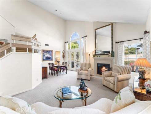 39 Foxboro , Irvine, CA