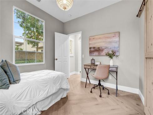 45 Avondale , Irvine, CA