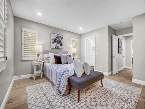 45 Avondale , Irvine, CA