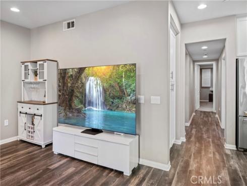 88  Capricorn  , Irvine, CA