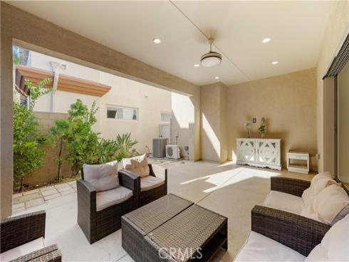 126  Interval  , Irvine, CA