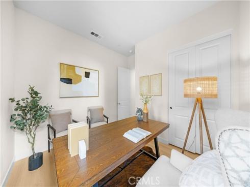 126  Interval  , Irvine, CA