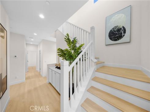 126  Interval  , Irvine, CA