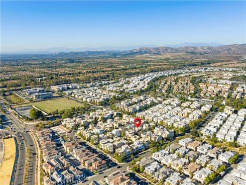 126  Interval  , Irvine, CA