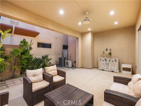 126  Interval  , Irvine, CA