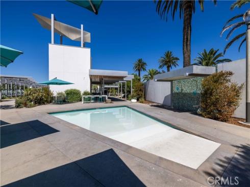 126  Interval  , Irvine, CA