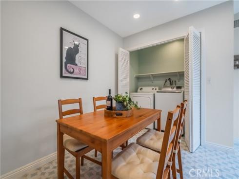 19 Dartmouth , Irvine, CA