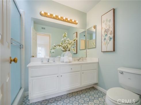 19 Dartmouth , Irvine, CA